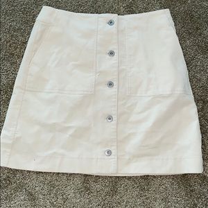 Brand New uniqlo cream corduroy skirt
